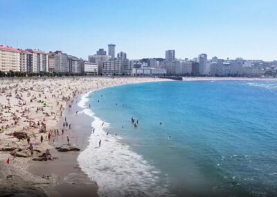 Playa de Riazor en A Coruña (Galicia)