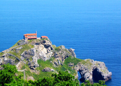 Que ver cerca de la playa de Bakio en Vizcaya - San Juan De Gaztelugatxe