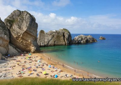 Las mejores playas de Cantabria - Playa de Arnía en Piélagos