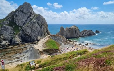 Playa de la Arnía en Piélagos (Costa Quebrada – Cantabria)